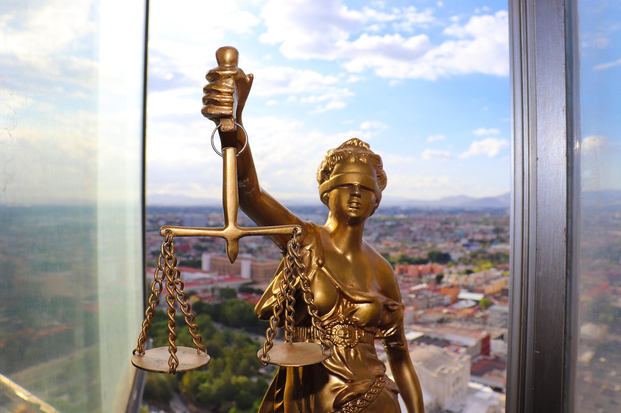 how-a-criminal-charge-affects-dallas-emp-640x480-labcl6